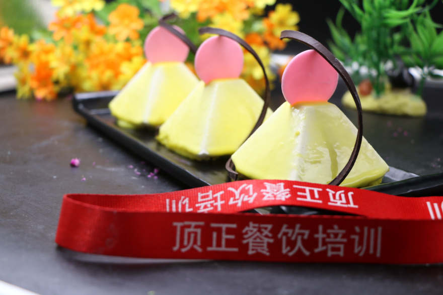 郑州镜面蛋糕培训